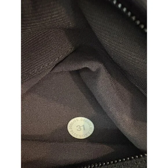 Lululemon Shorts Mens 31 Athletic 9 Inch Zip Pocket Stretch Performance Gym - Picture 6 of 6